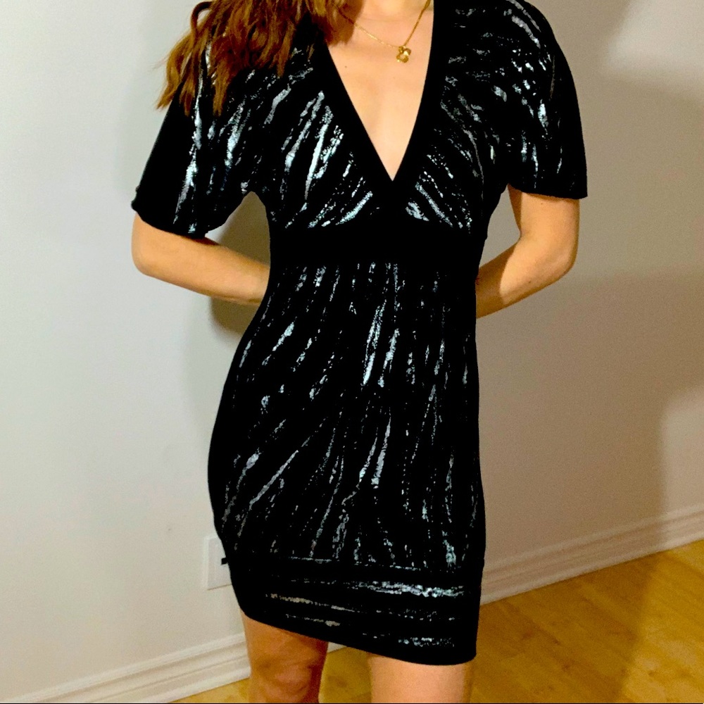 Black and silver mini stretch dress XS